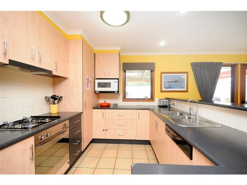 38 Cresta Street, Leopold VIC 3224