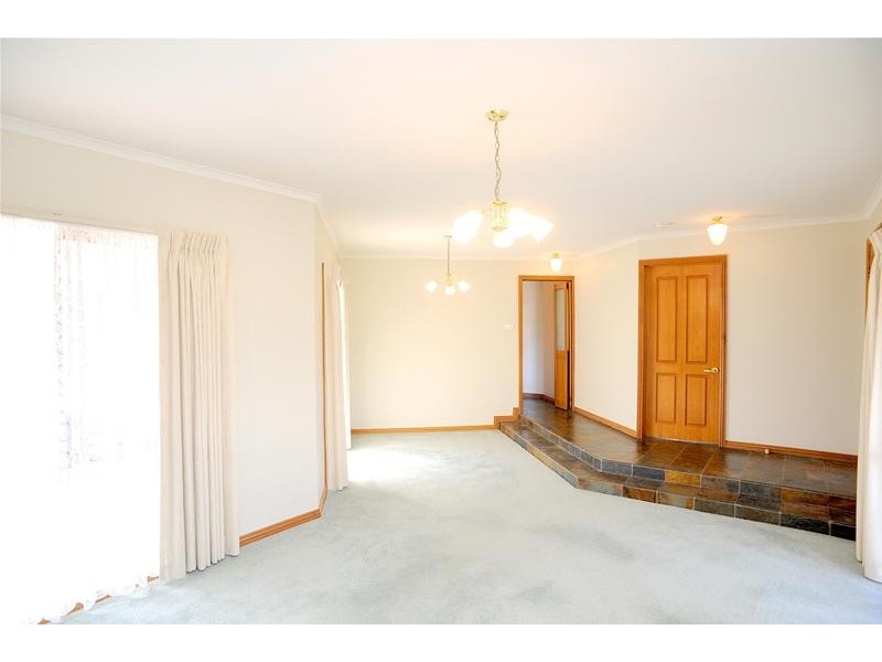 21 Highland Way, Leopold VIC 3224