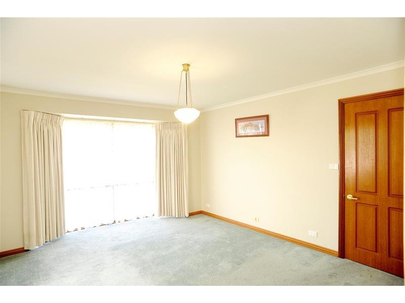 21 Highland Way, Leopold VIC 3224