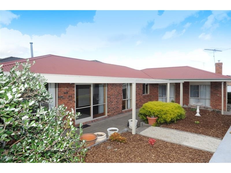 21 Highland Way, Leopold VIC 3224