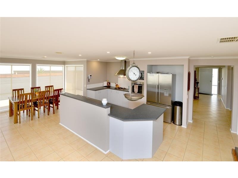 48 Cypress Crescent, Leopold VIC 3224