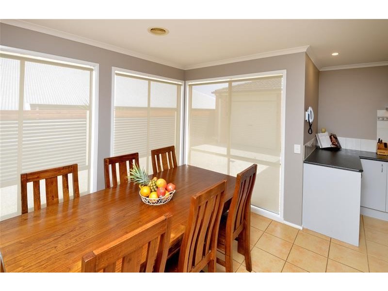 48 Cypress Crescent, Leopold VIC 3224