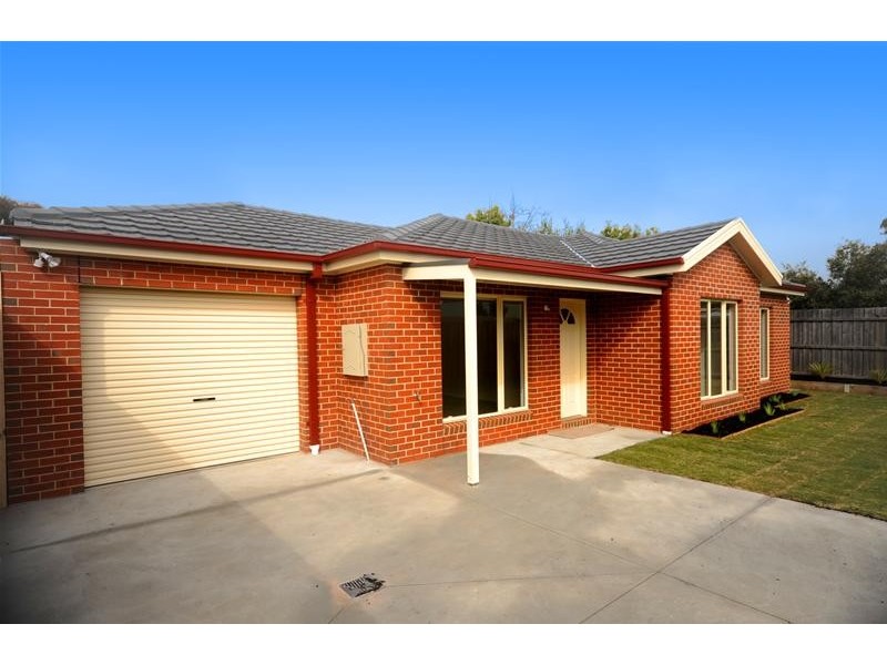 2/6 William Street, Leopold VIC 3224