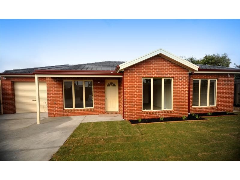 2/6 William Street, Leopold VIC 3224