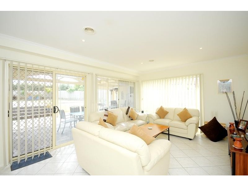 19-21 Washington Gardens, Leopold VIC 3224