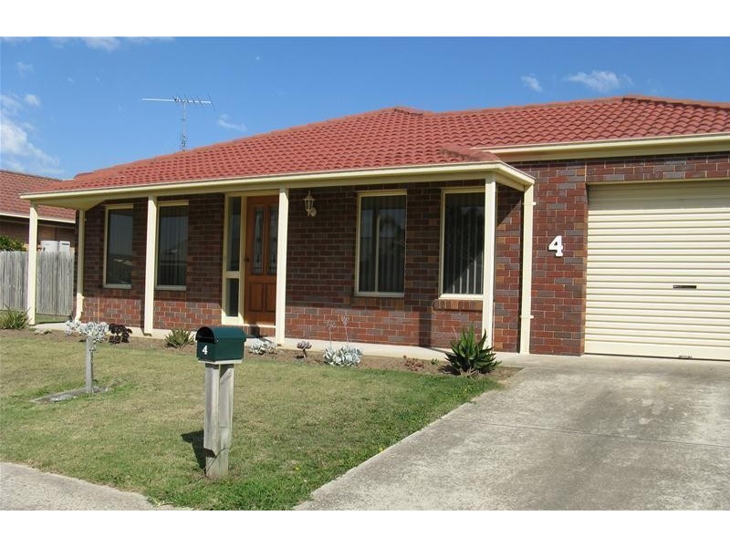 4 Bradman Court, Leopold VIC 3224