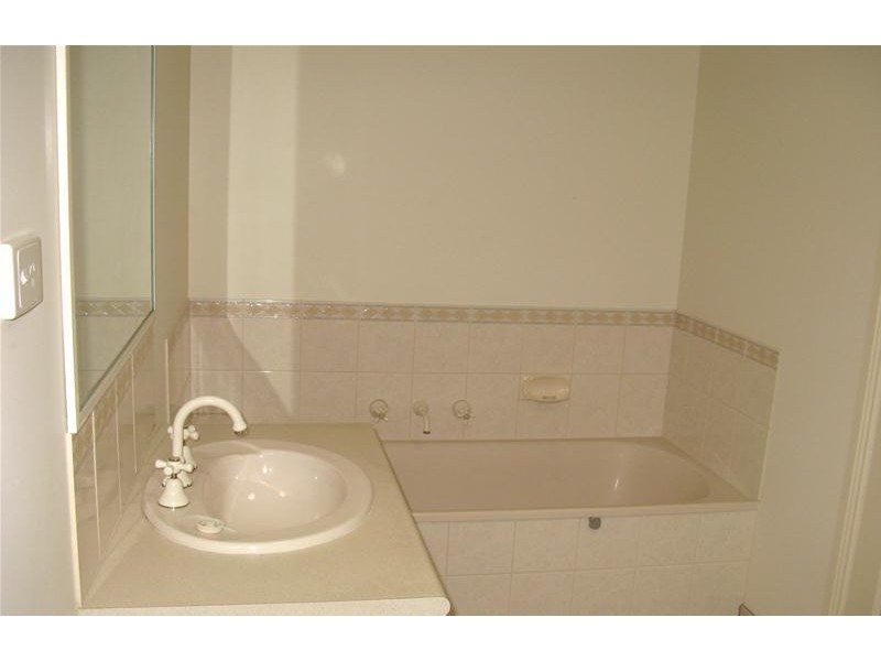 4 Bradman Court, Leopold VIC 3224