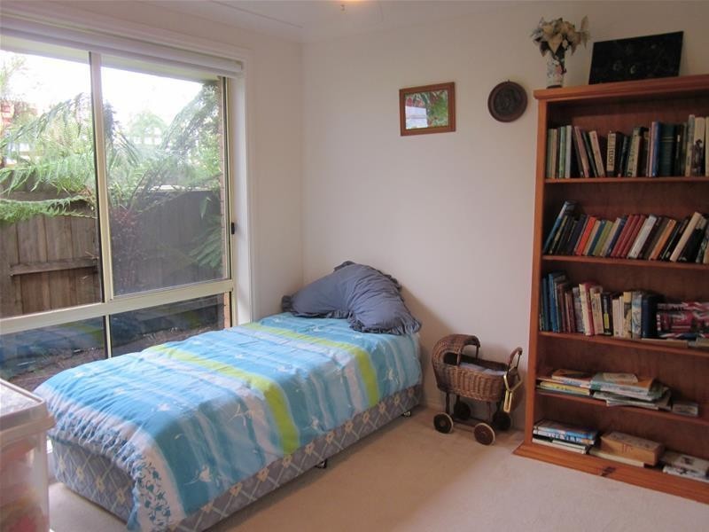 39 Balmoral Gardens, Leopold VIC 3224