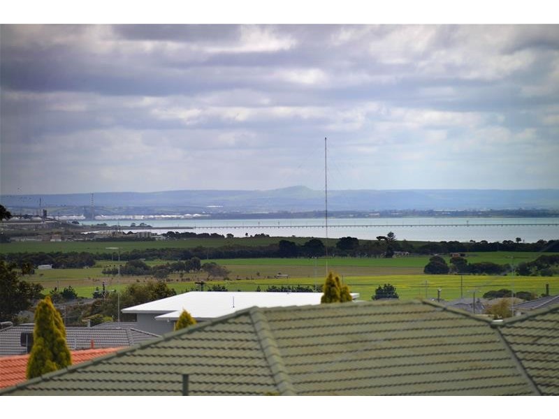 15 Donvale Drive, Leopold VIC 3224