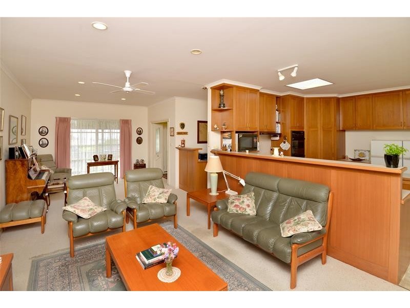 15 Donvale Drive, Leopold VIC 3224