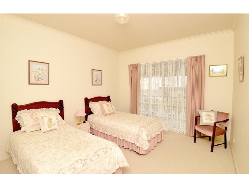 15 Donvale Drive, Leopold VIC 3224