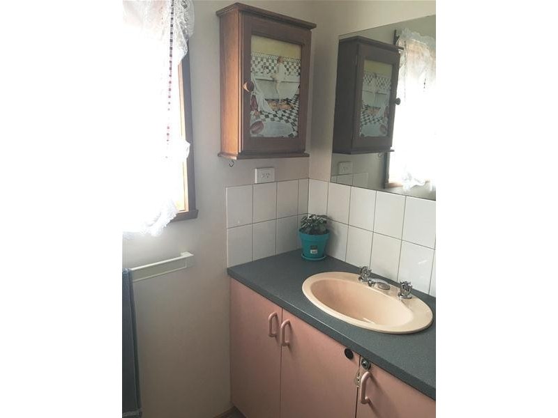 2/79 Kensington Road, Leopold VIC 3224