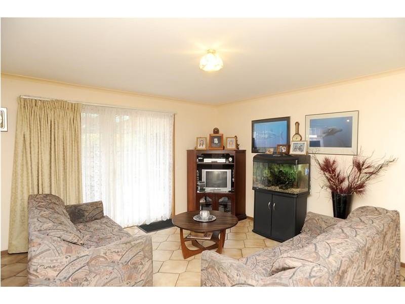 8 Viewbay Drive, Leopold VIC 3224