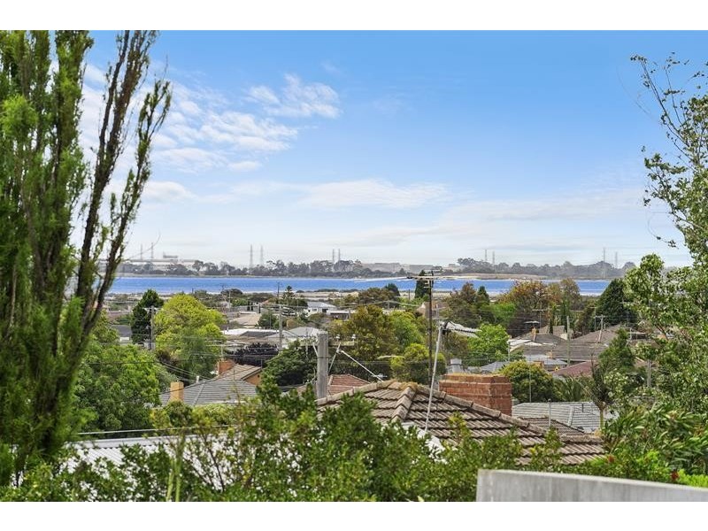 3 Ferry Grove, Newcomb VIC 3219