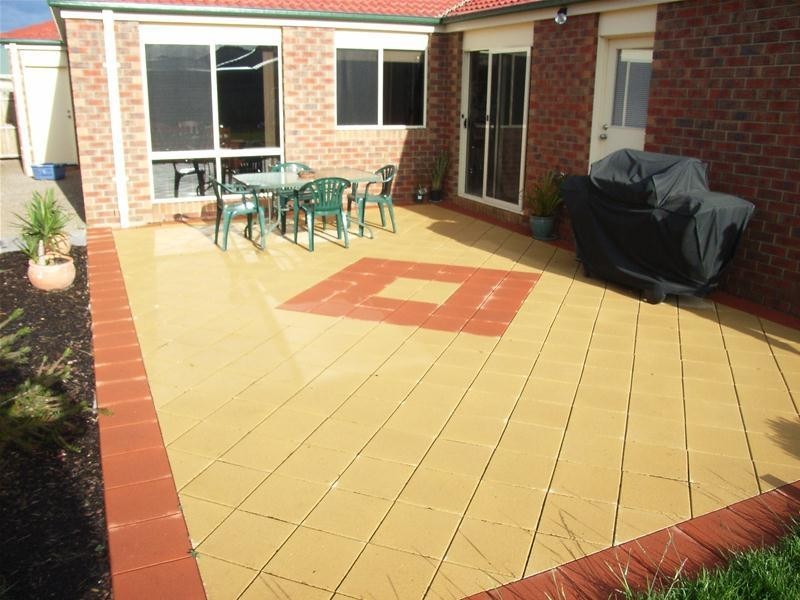 17 Waugh Court, Leopold VIC 3224