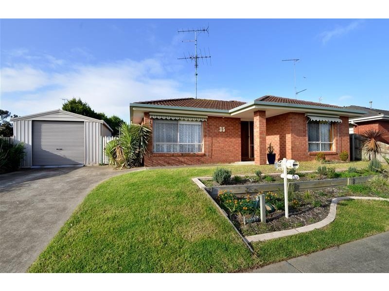 35 Rebecca Drive, Leopold VIC 3224