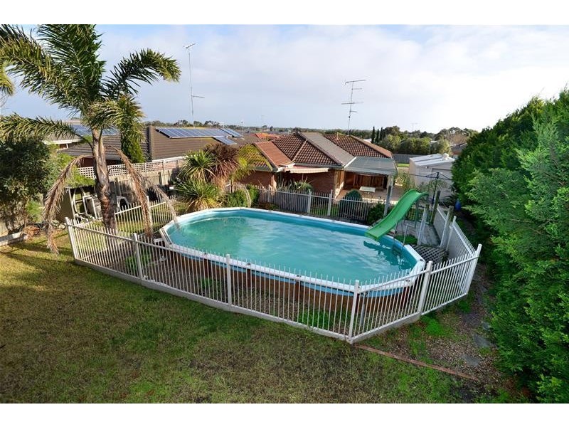 35 Rebecca Drive, Leopold VIC 3224