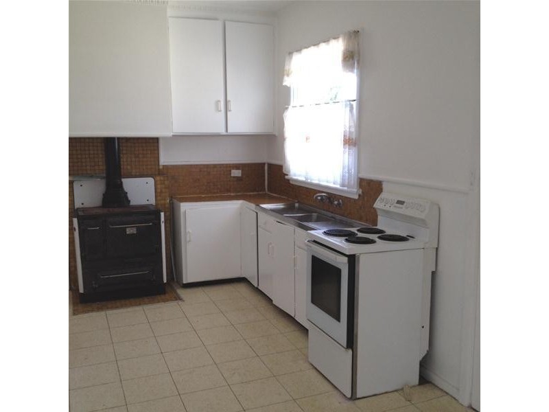 36 Simons Road, Leopold VIC 3224