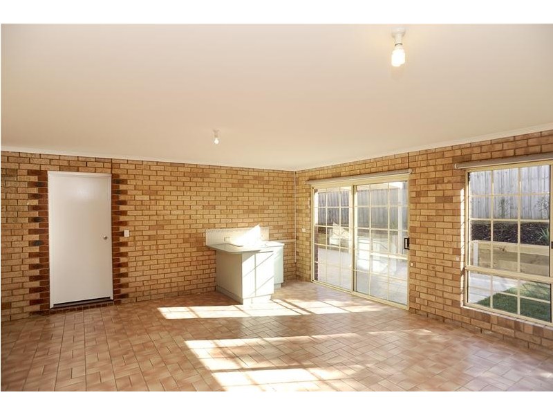 4 Reta Close, Leopold VIC 3224