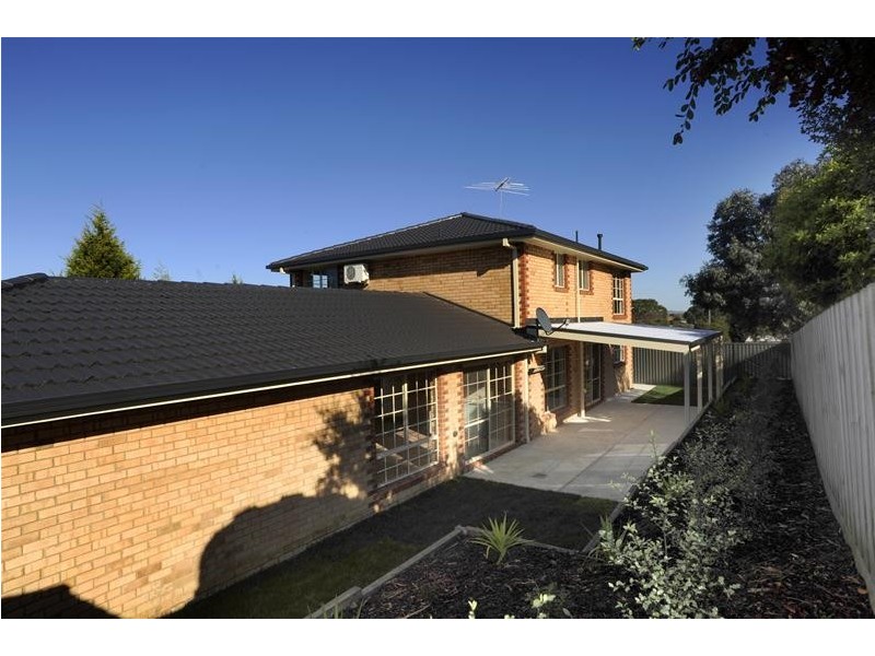 4 Reta Close, Leopold VIC 3224
