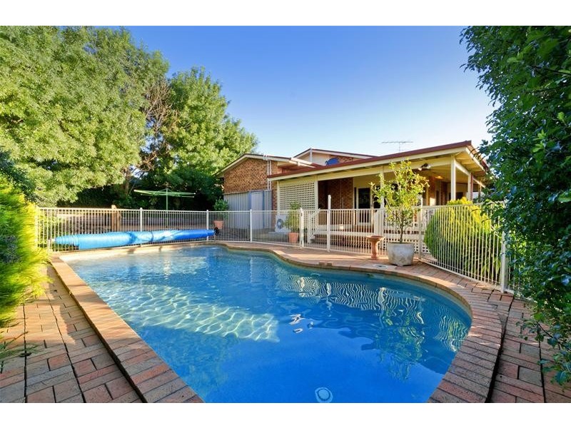 29 Highland Way, Leopold VIC 3224