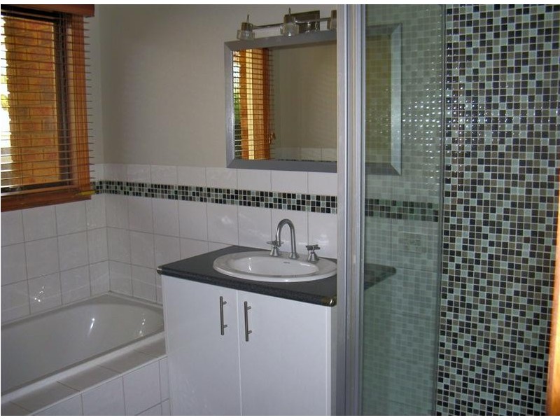 29 Highland Way, Leopold VIC 3224