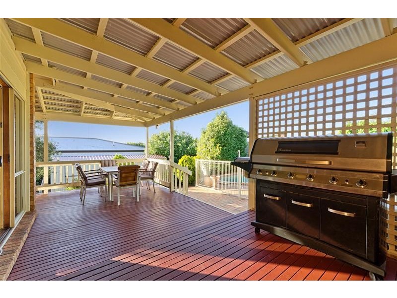 29 Highland Way, Leopold VIC 3224