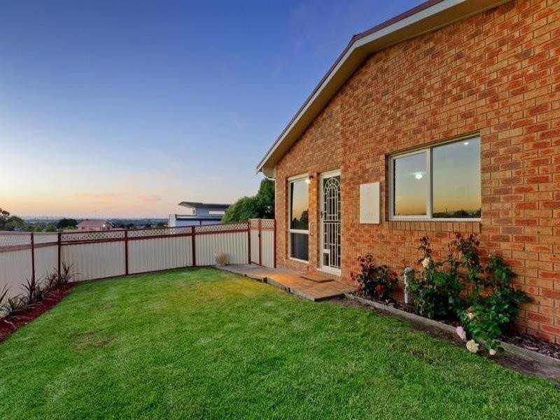 29 Highland Way, Leopold VIC 3224