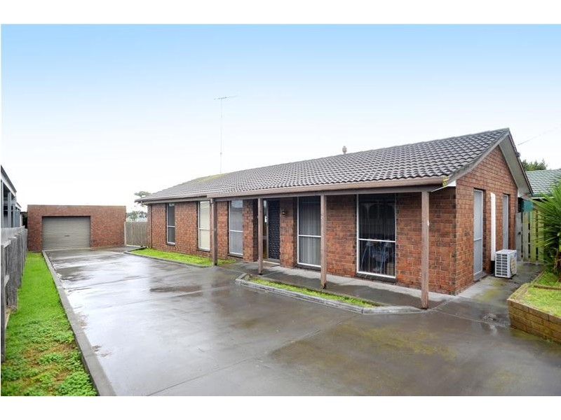 6 Loupe Crescent, Leopold VIC 3224