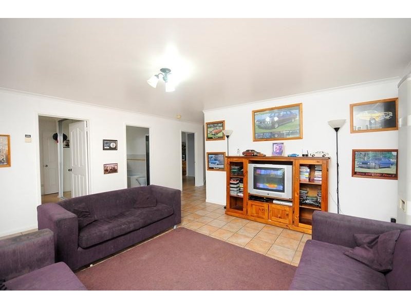 70 Burlington Crescent, Leopold VIC 3224