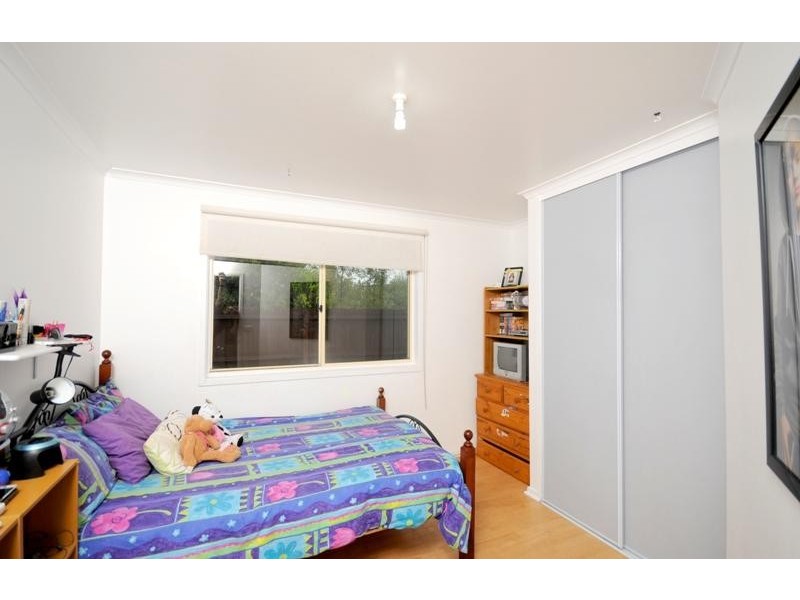 70 Burlington Crescent, Leopold VIC 3224