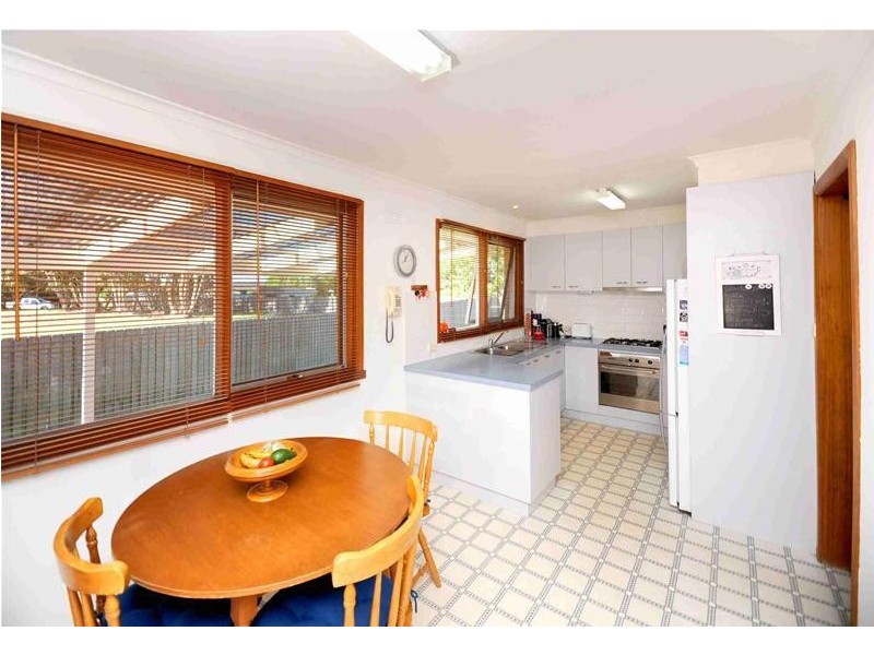 800 Bellarine Highway, Leopold VIC 3224