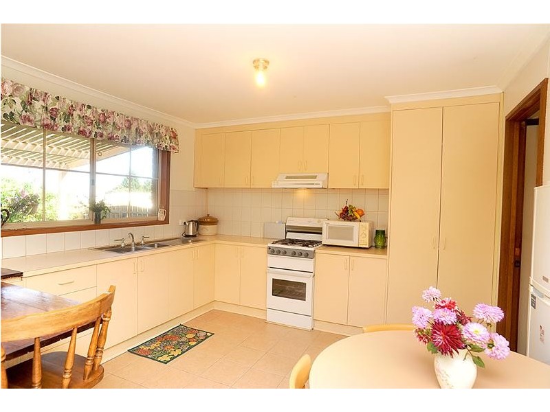 1/6 Viewbay Drive, Leopold VIC 3224