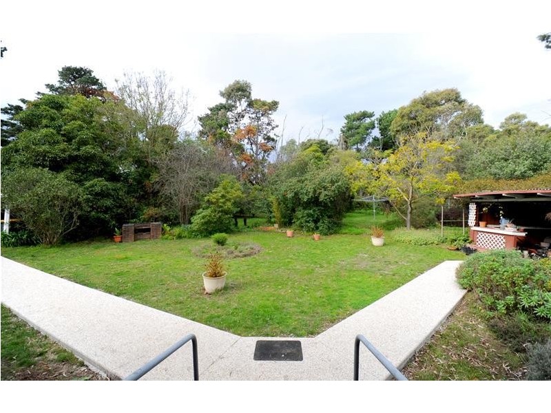 5 Coulter Street, Newcomb VIC 3219