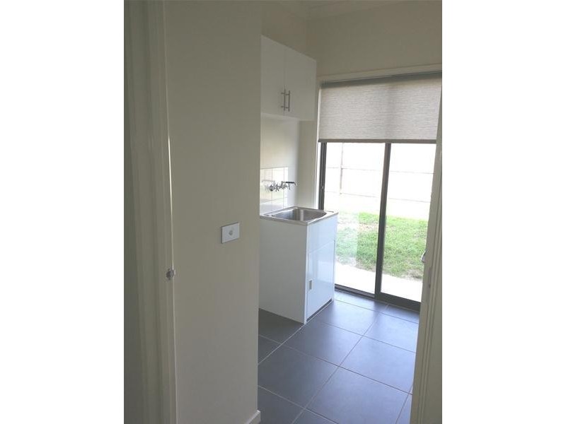 67 Hoddle Drive, Leopold VIC 3224