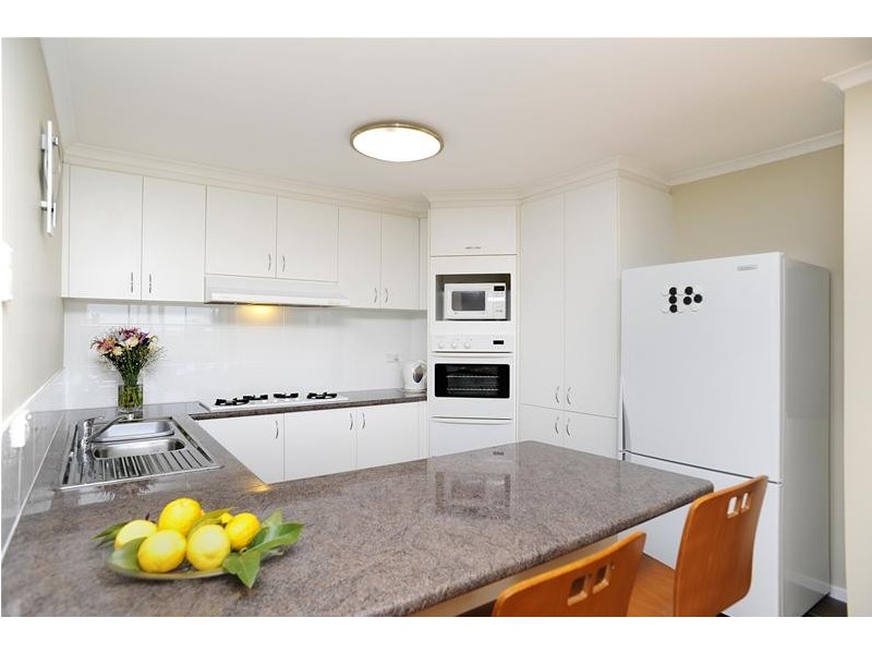 4 Washington Gardens, Leopold VIC 3224