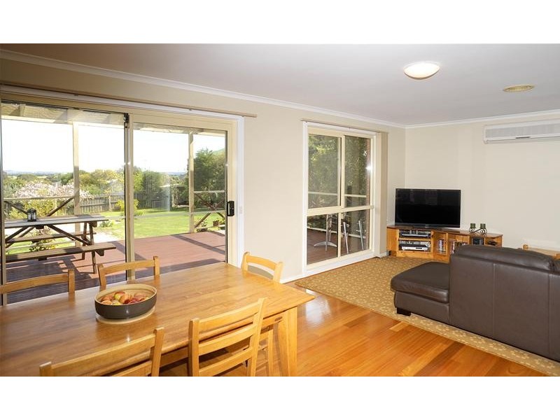 4 Washington Gardens, Leopold VIC 3224