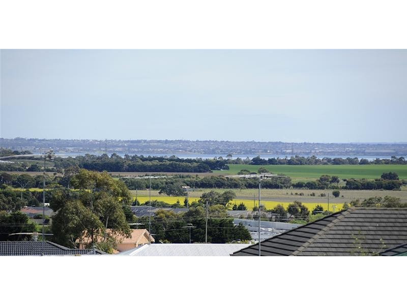 4 Washington Gardens, Leopold VIC 3224