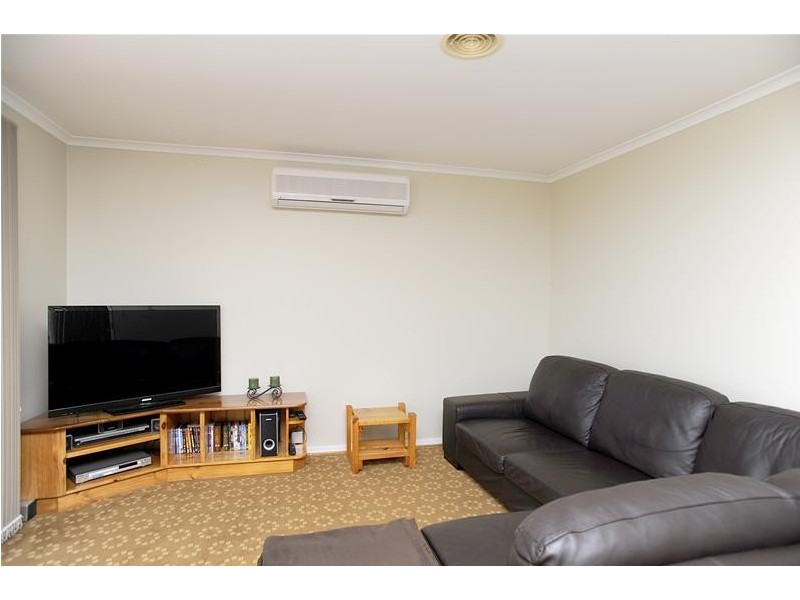 4 Washington Gardens, Leopold VIC 3224