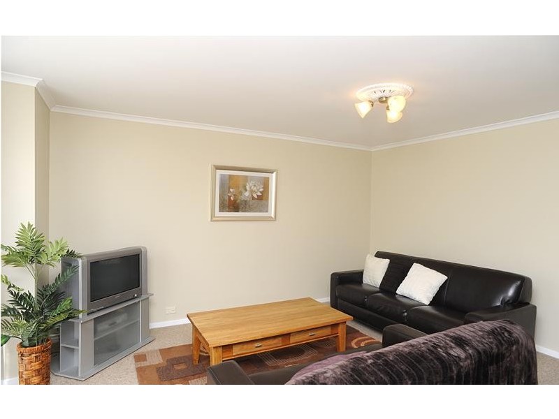 4 Washington Gardens, Leopold VIC 3224