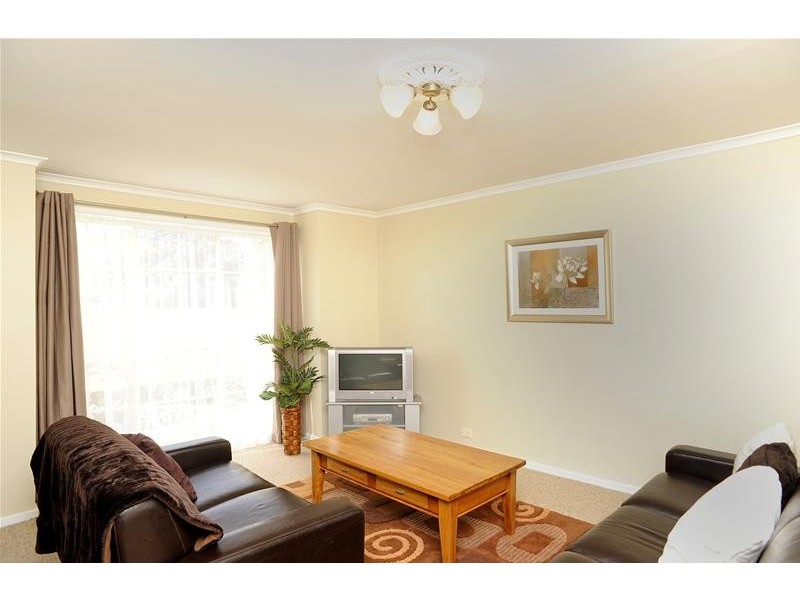 4 Washington Gardens, Leopold VIC 3224