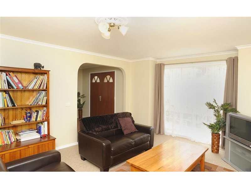 4 Washington Gardens, Leopold VIC 3224
