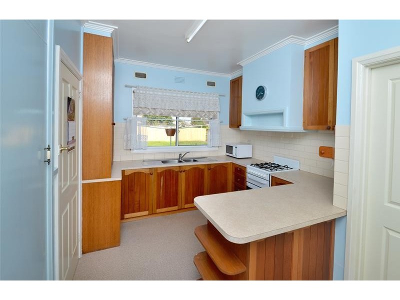 11 Ash Road, Leopold VIC 3224