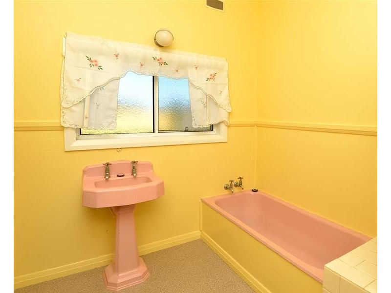 11 Ash Road, Leopold VIC 3224