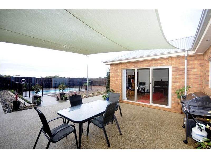 20 Baringa Court, Leopold VIC 3224