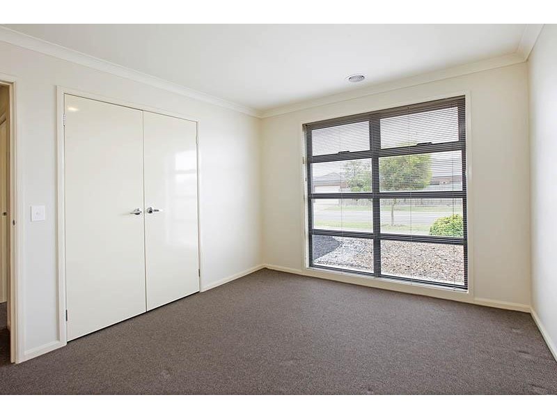 6 Nell Link, Leopold VIC 3224