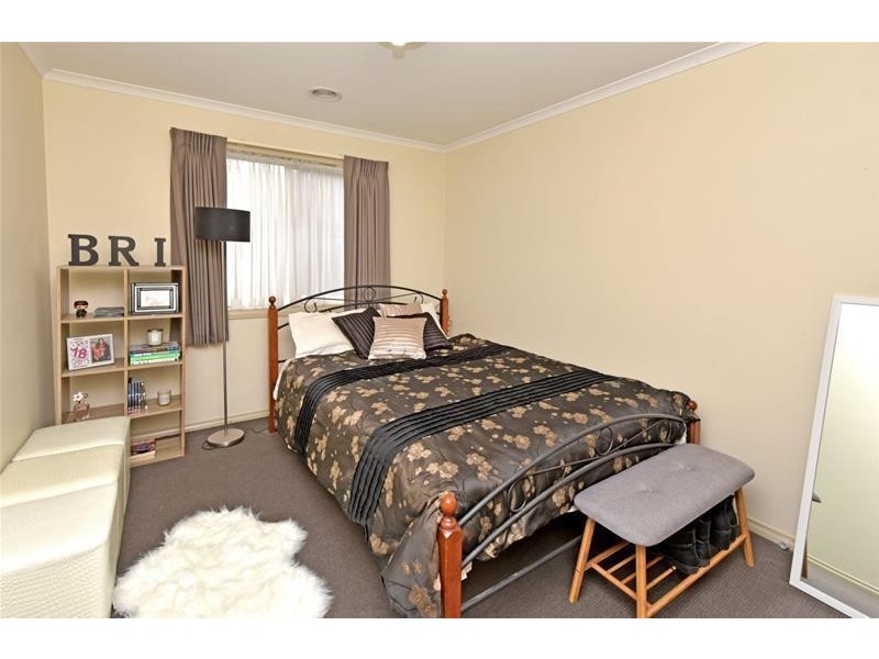 18 Hoddle Drive, Leopold VIC 3224