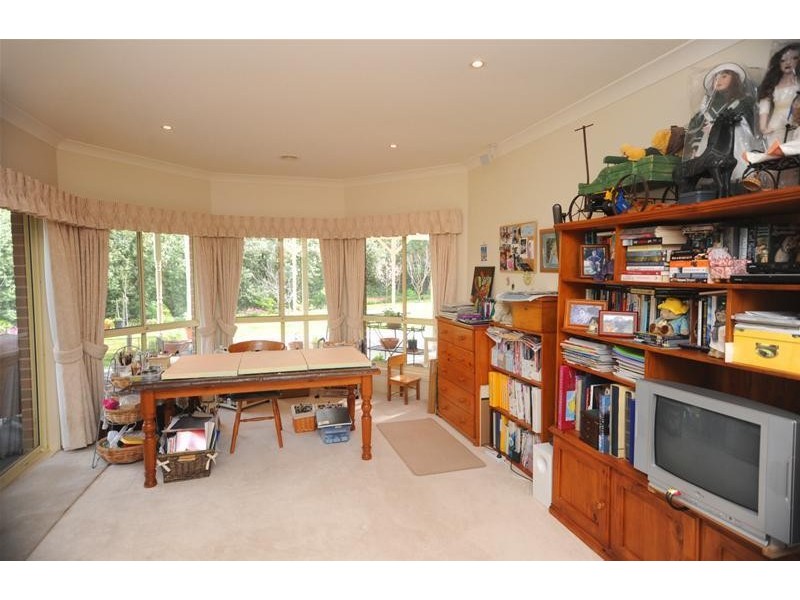 28 Balmoral Gardens, Leopold VIC 3224