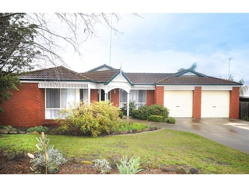 10 Burchill Court, Leopold VIC 3224