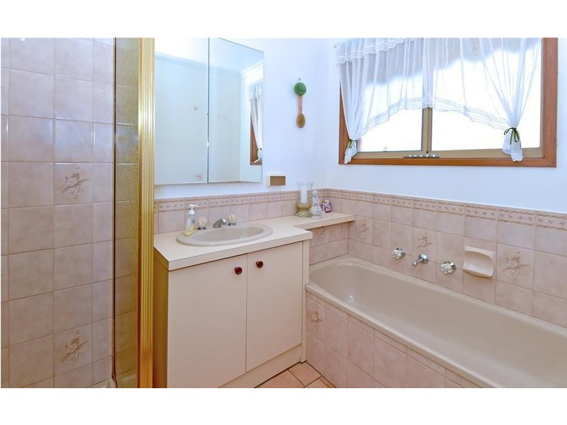 37 Dorothy Street, Leopold VIC 3224